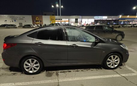 Hyundai Solaris II рестайлинг, 2011 год, 660 000 рублей, 7 фотография