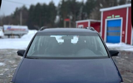 Volkswagen Touran III, 2007 год, 630 000 рублей, 1 фотография