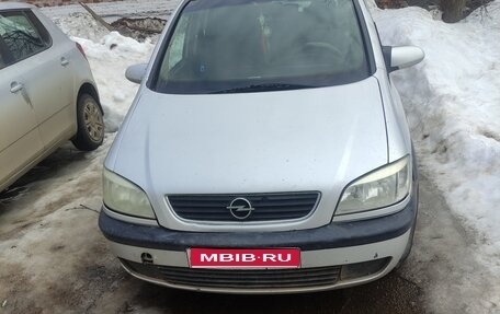Opel Zafira A рестайлинг, 2003 год, 220 000 рублей, 1 фотография