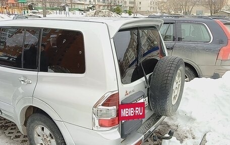 Mitsubishi Pajero III рестайлинг, 2000 год, 750 000 рублей, 4 фотография