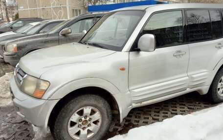 Mitsubishi Pajero III рестайлинг, 2000 год, 750 000 рублей, 22 фотография