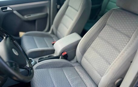 Volkswagen Touran III, 2007 год, 630 000 рублей, 4 фотография