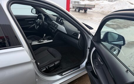 BMW 3 серия, 2017 год, 2 000 000 рублей, 15 фотография