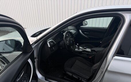 BMW 3 серия, 2017 год, 2 000 000 рублей, 18 фотография