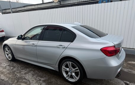 BMW 3 серия, 2017 год, 2 000 000 рублей, 24 фотография