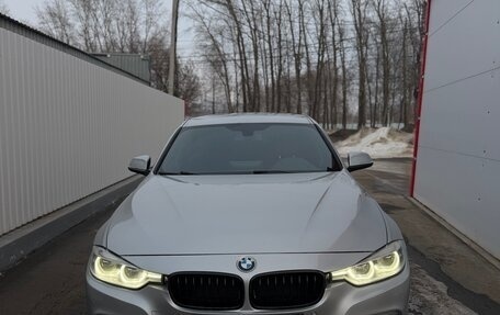 BMW 3 серия, 2017 год, 2 000 000 рублей, 31 фотография