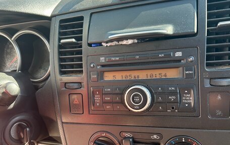 Nissan Tiida, 2013 год, 900 000 рублей, 14 фотография