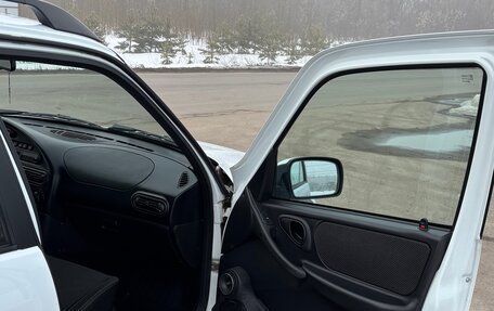 Chevrolet Niva I рестайлинг, 2018 год, 900 000 рублей, 8 фотография