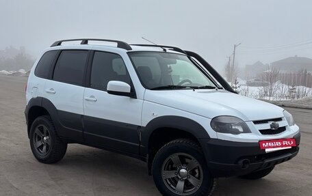 Chevrolet Niva I рестайлинг, 2018 год, 900 000 рублей, 2 фотография