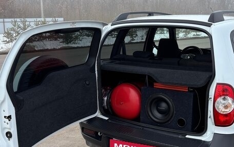 Chevrolet Niva I рестайлинг, 2018 год, 900 000 рублей, 11 фотография