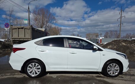 Hyundai Solaris II рестайлинг, 2017 год, 1 099 500 рублей, 8 фотография