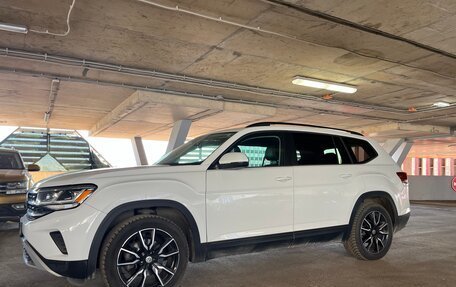 Volkswagen Atlas I, 2021 год, 3 950 000 рублей, 2 фотография