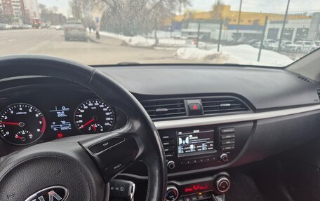 KIA Rio IV, 2018 год, 1 400 000 рублей, 4 фотография