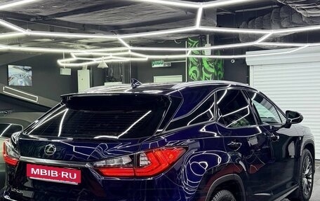 Lexus RX IV рестайлинг, 2017 год, 4 500 000 рублей, 3 фотография