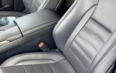 Lexus RX IV рестайлинг, 2017 год, 4 500 000 рублей, 12 фотография