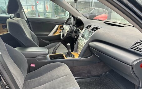 Toyota Camry, 2006 год, 945 000 рублей, 7 фотография