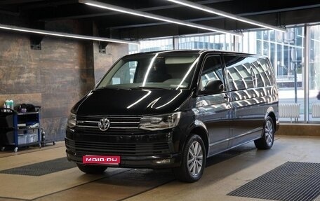 Volkswagen Caravelle T6 рестайлинг, 2015 год, 7 500 000 рублей, 1 фотография