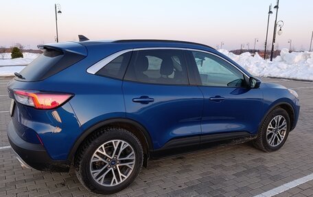 Ford Escape, 2021 год, 2 300 000 рублей, 4 фотография