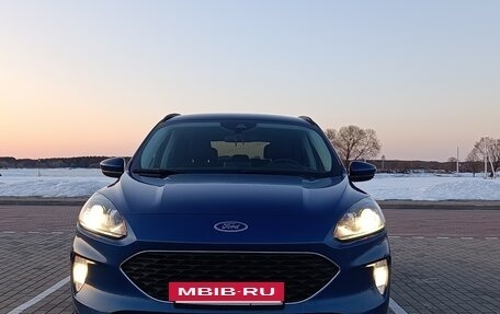 Ford Escape, 2021 год, 2 300 000 рублей, 3 фотография