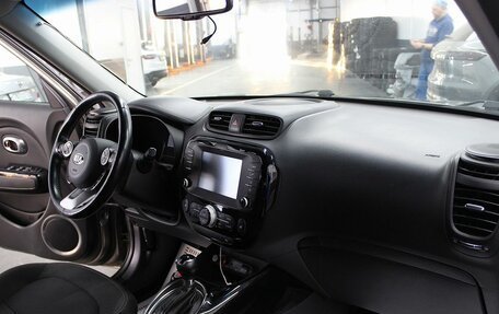 KIA Soul II рестайлинг, 2018 год, 1 560 000 рублей, 8 фотография