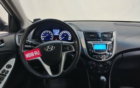 Hyundai Solaris II рестайлинг, 2011 год, 670 000 рублей, 9 фотография