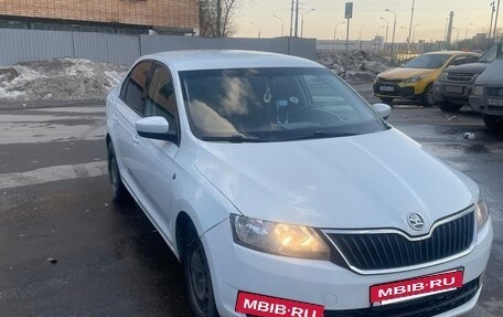 Skoda Rapid I, 2014 год, 320 000 рублей, 3 фотография