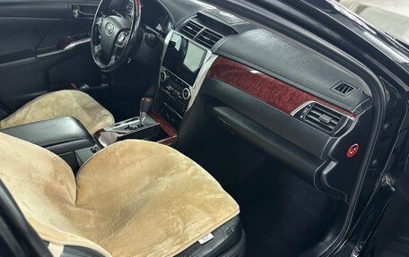 Toyota Camry, 2011 год, 1 820 000 рублей, 5 фотография