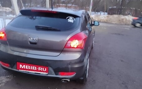 KIA cee'd I рестайлинг, 2011 год, 800 000 рублей, 8 фотография