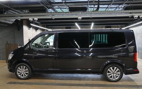 Volkswagen Caravelle T6 рестайлинг, 2015 год, 7 500 000 рублей, 11 фотография