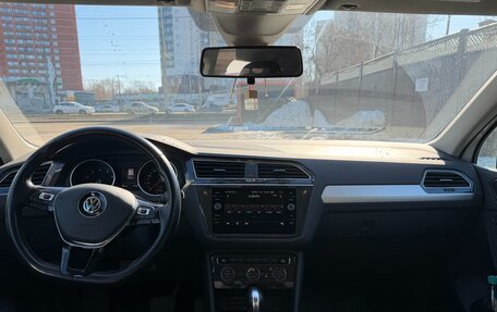 Volkswagen Tiguan II, 2019 год, 2 990 000 рублей, 7 фотография