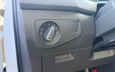 Volkswagen Tiguan II, 2019 год, 2 990 000 рублей, 10 фотография