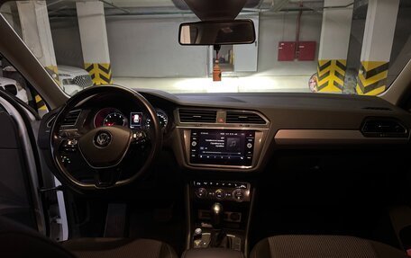 Volkswagen Tiguan II, 2019 год, 2 990 000 рублей, 12 фотография