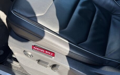 Volkswagen Tiguan II, 2020 год, 3 700 000 рублей, 15 фотография