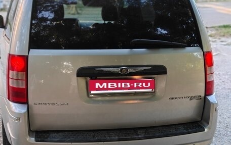 Chrysler Voyager IV, 2008 год, 1 350 000 рублей, 8 фотография