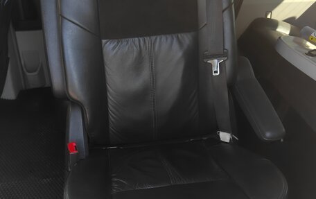 Chrysler Voyager IV, 2008 год, 1 350 000 рублей, 14 фотография