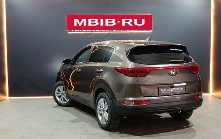 KIA Sportage IV рестайлинг, 2018 год, 2 195 000 рублей, 2 фотография