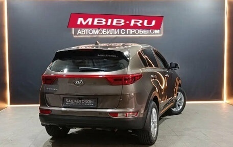 KIA Sportage IV рестайлинг, 2018 год, 2 195 000 рублей, 4 фотография