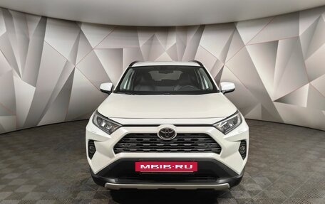 Toyota RAV4, 2019 год, 3 643 000 рублей, 7 фотография