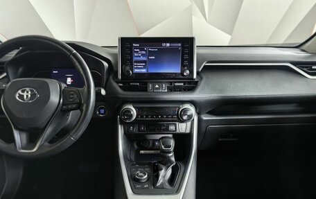 Toyota RAV4, 2019 год, 3 643 000 рублей, 15 фотография