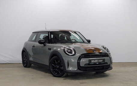 MINI Hatch, 2021 год, 2 550 000 рублей, 3 фотография