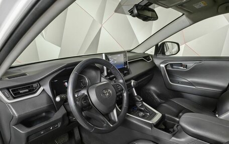 Toyota RAV4, 2019 год, 3 643 000 рублей, 19 фотография