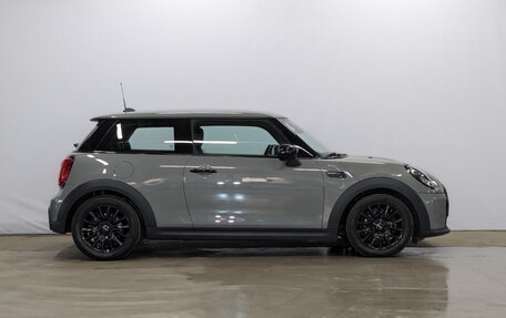 MINI Hatch, 2021 год, 2 550 000 рублей, 4 фотография