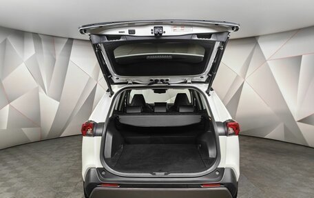 Toyota RAV4, 2019 год, 3 643 000 рублей, 12 фотография