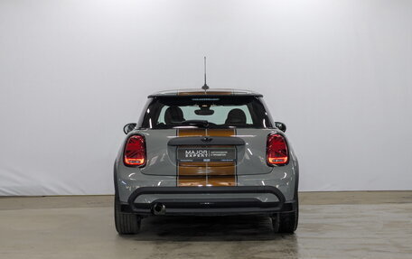 MINI Hatch, 2021 год, 2 550 000 рублей, 6 фотография