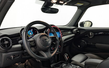 MINI Hatch, 2021 год, 2 550 000 рублей, 15 фотография