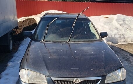 Mazda 323, 1999 год, 230 000 рублей, 1 фотография