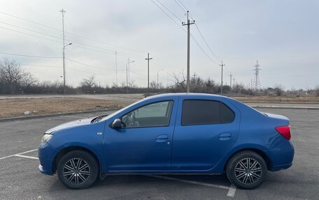Renault Logan II, 2015 год, 320 000 рублей, 3 фотография