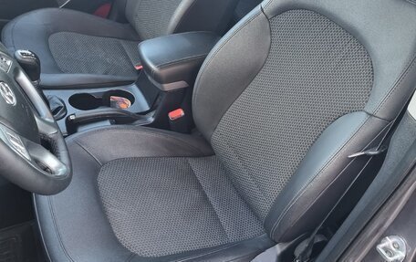 Hyundai ix35 I рестайлинг, 2011 год, 950 000 рублей, 18 фотография