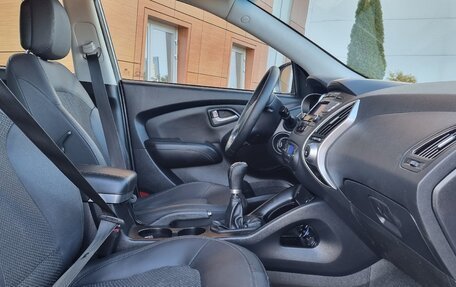 Hyundai ix35 I рестайлинг, 2011 год, 950 000 рублей, 12 фотография