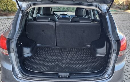 Hyundai ix35 I рестайлинг, 2011 год, 950 000 рублей, 15 фотография